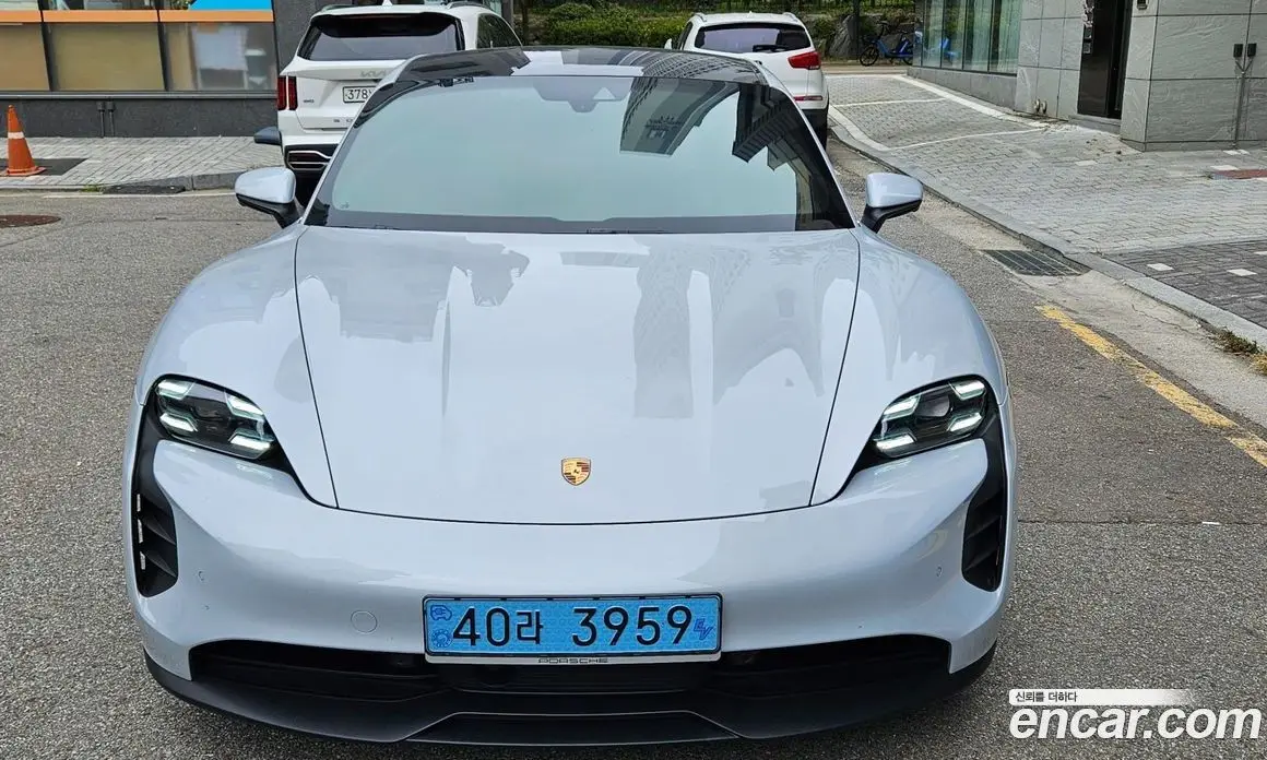 Porsche Taycan 2021 11.1 АКПП, фото 17