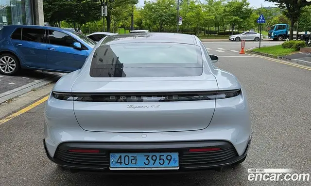 Porsche Taycan 2021 11.1 АКПП, миниатюра 5
