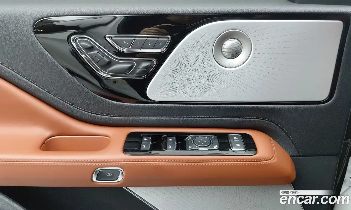 Lincoln Aviator 2025 3.0 АКПП, фото 19