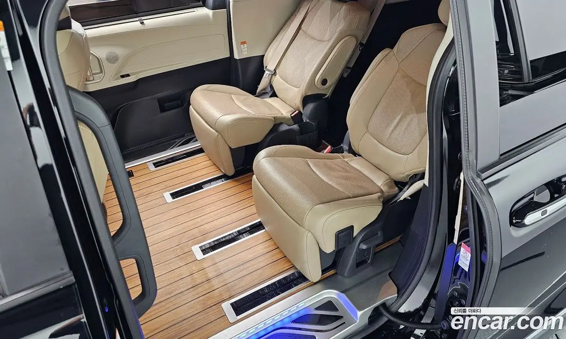 Toyota Sienna 2024 2.5 АКПП, фото 17