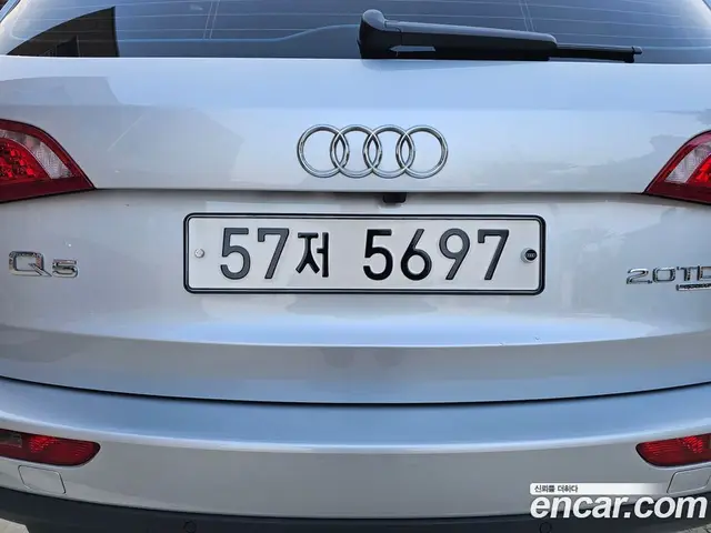 Audi Q5 2011 2.0 АКПП, миниатюра 4