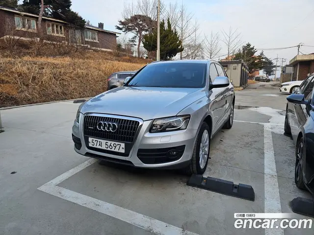 Audi Q5 2011 2.0 АКПП, миниатюра 8