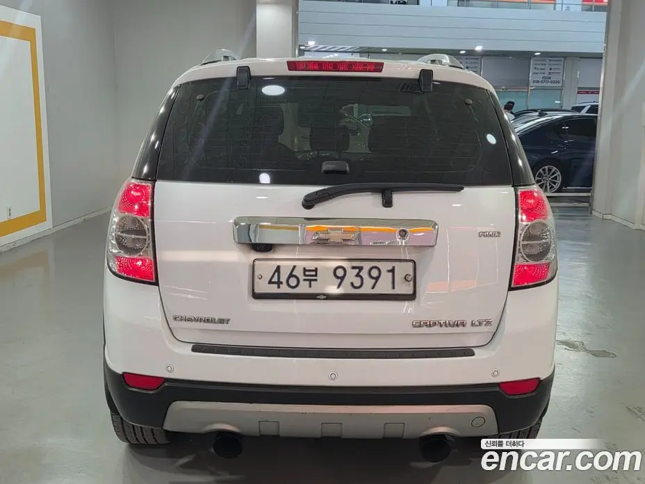 Chevrolet Captiva 2012 2.2 АКПП, фото 3