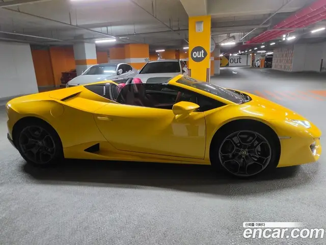 Lamborghini Huracan 2017 5.2 АКПП, миниатюра 7 Lamborghini Huracan 2017 5.2 АКПП, миниатюра 7