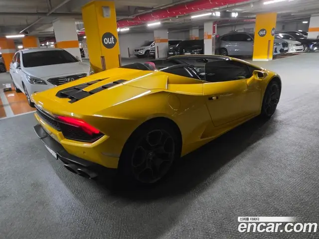 Lamborghini Huracan 2017 5.2 АКПП, миниатюра 8 Lamborghini Huracan 2017 5.2 АКПП, миниатюра 8