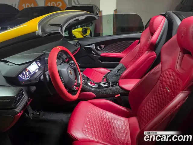 Lamborghini Huracan 2017 5.2 АКПП, миниатюра 9 Lamborghini Huracan 2017 5.2 АКПП, миниатюра 9