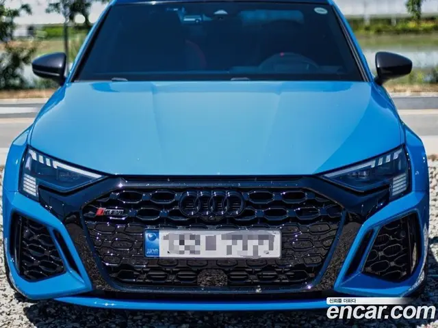 Audi RS3 2024 2.5 АКПП, миниатюра 3