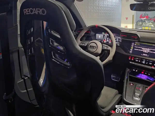 Audi RS3 2024 2.5 АКПП, миниатюра 8