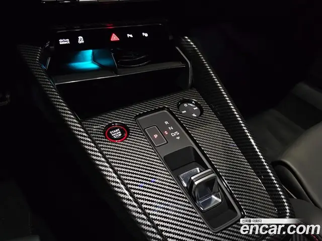 Audi RS3 2024 2.5 АКПП, миниатюра 9