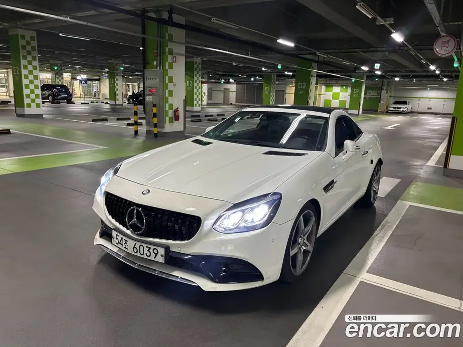 Mercedes-Benz SLC-Class 2017 2.0 АКПП, фото 1 Mercedes-Benz SLC-Class 2017 2.0 АКПП, фото 1
