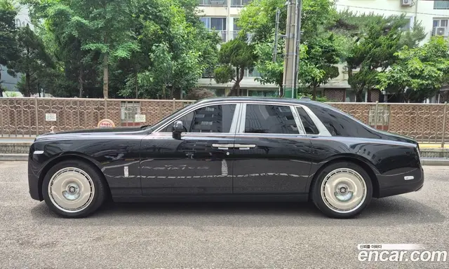 Rolls-Royce Phantom 2023 6.7 АКПП, миниатюра 12