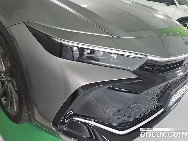 Toyota Crown, 2024, 23 600 км