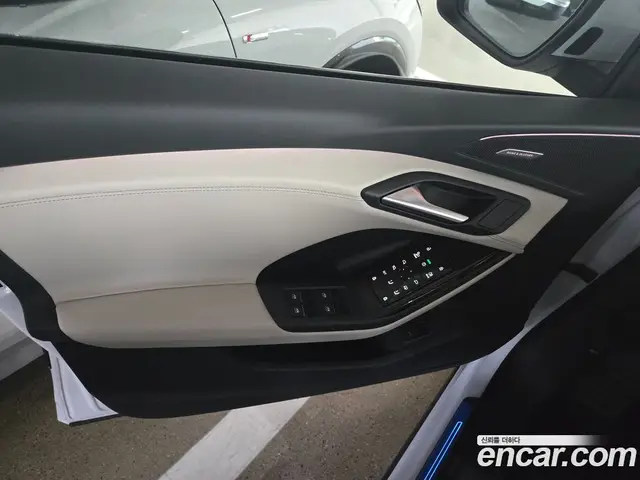 Audi Q6 e-tron 2026 АКПП, миниатюра 6
