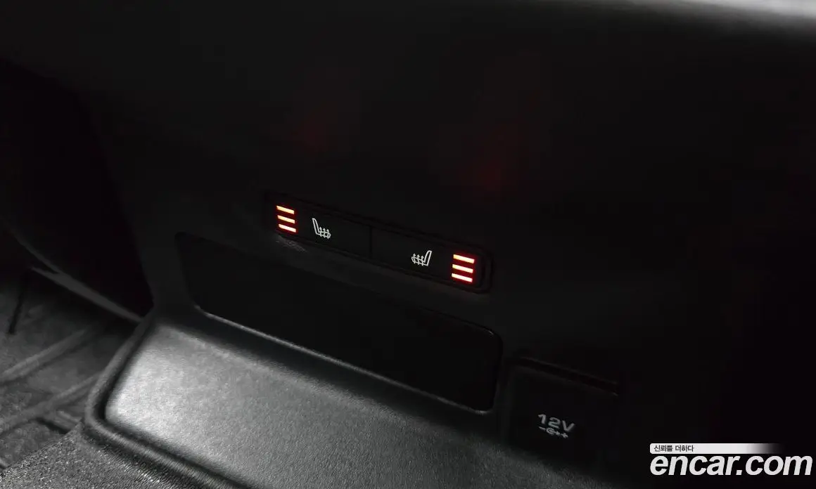 Land Rover Range Rover Velar 2019 2.0 АКПП, фото 18