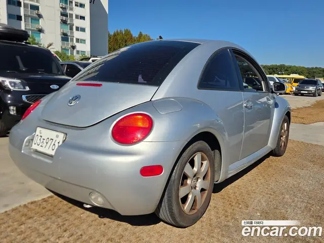 Volkswagen Beetle 2004 2.0 АКПП, миниатюра 4