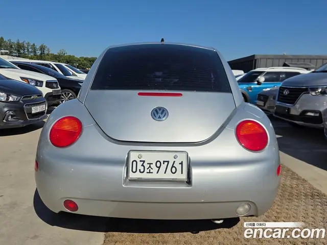 Volkswagen Beetle 2004 2.0 АКПП, миниатюра 5