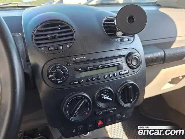 Volkswagen Beetle 2004 2.0 АКПП, миниатюра 9