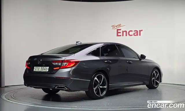 Honda Accord 2018 2.0 АКПП, миниатюра 2
