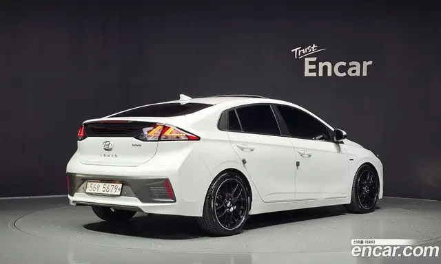 Hyundai Ioniq 2019 1.6 АКПП, миниатюра 2
