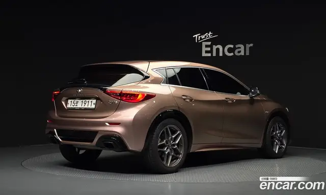Infiniti Q30 2018 2.0 АКПП, миниатюра 2