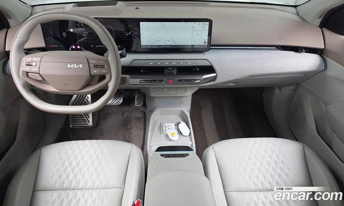 Kia EV4 2025 0.2 АКПП, фото 9