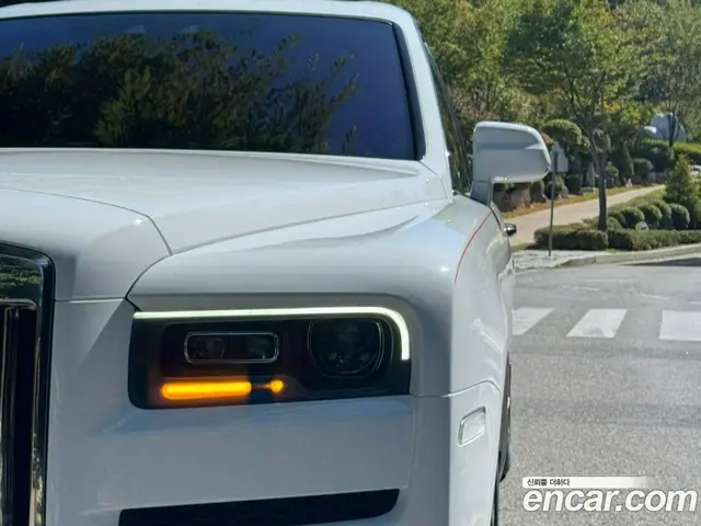 Rolls-Royce Cullinan 2024 6.7 АКПП, миниатюра 11