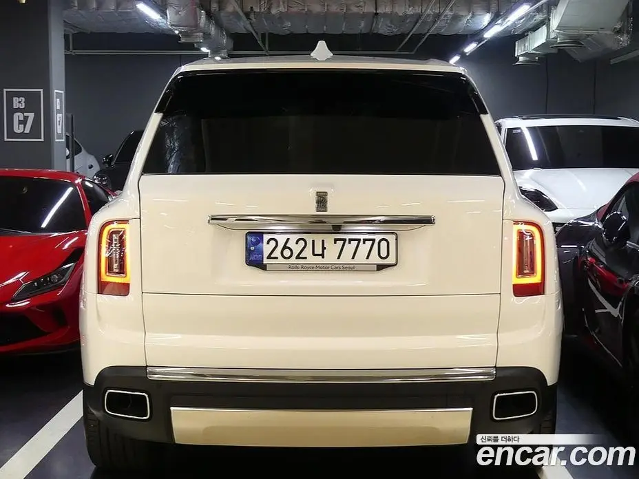 Rolls-Royce Cullinan 2024 6.7 АКПП, фото 19