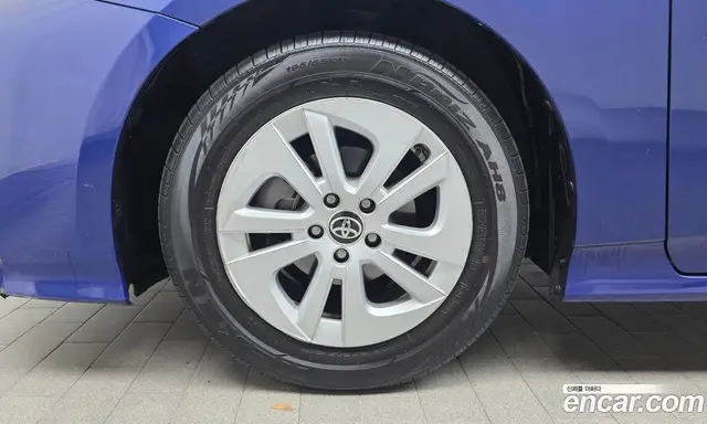 Toyota Prius 2018 1.8 АКПП, миниатюра 5 Toyota Prius 2018 1.8 АКПП, миниатюра 5