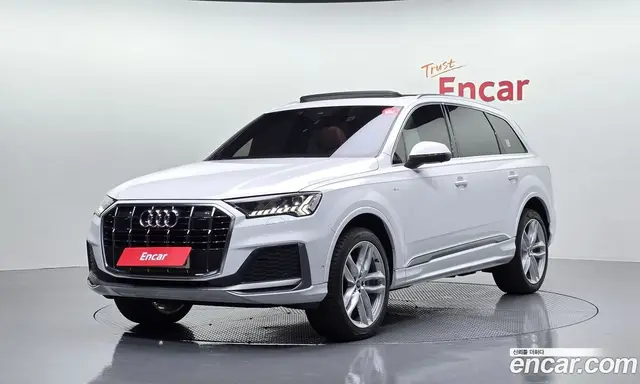 Audi Q7, 2023, 40 019 км