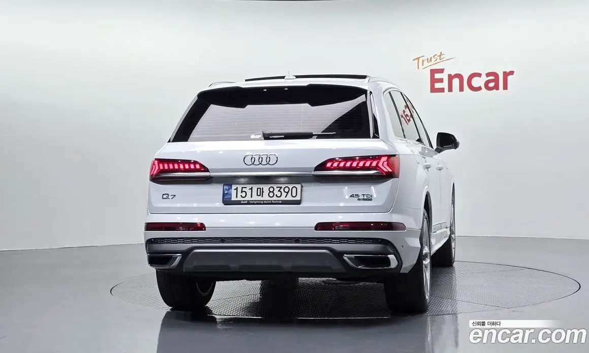 Audi Q7 2023 3.0 АКПП, фото 4
