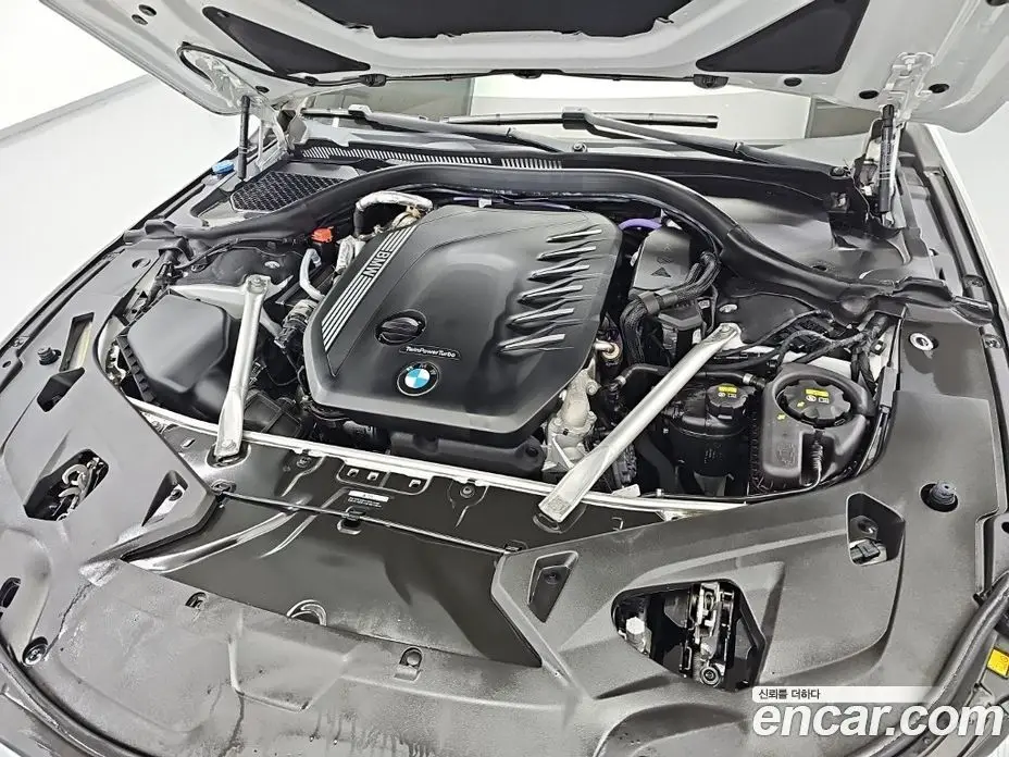BMW 8 серия 2021 3.0 АКПП, фото 5