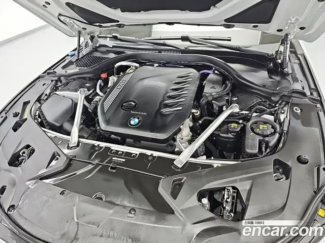 BMW 8 серия 2021 3.0 АКПП, миниатюра 5