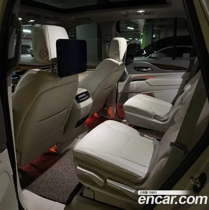Cadillac Escalade 2021 6.2 АКПП, фото 8