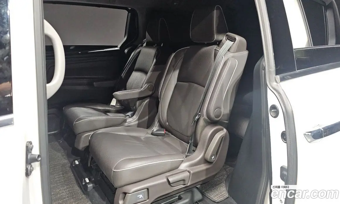 Honda Odyssey 2023 3.5 АКПП, фото 16
