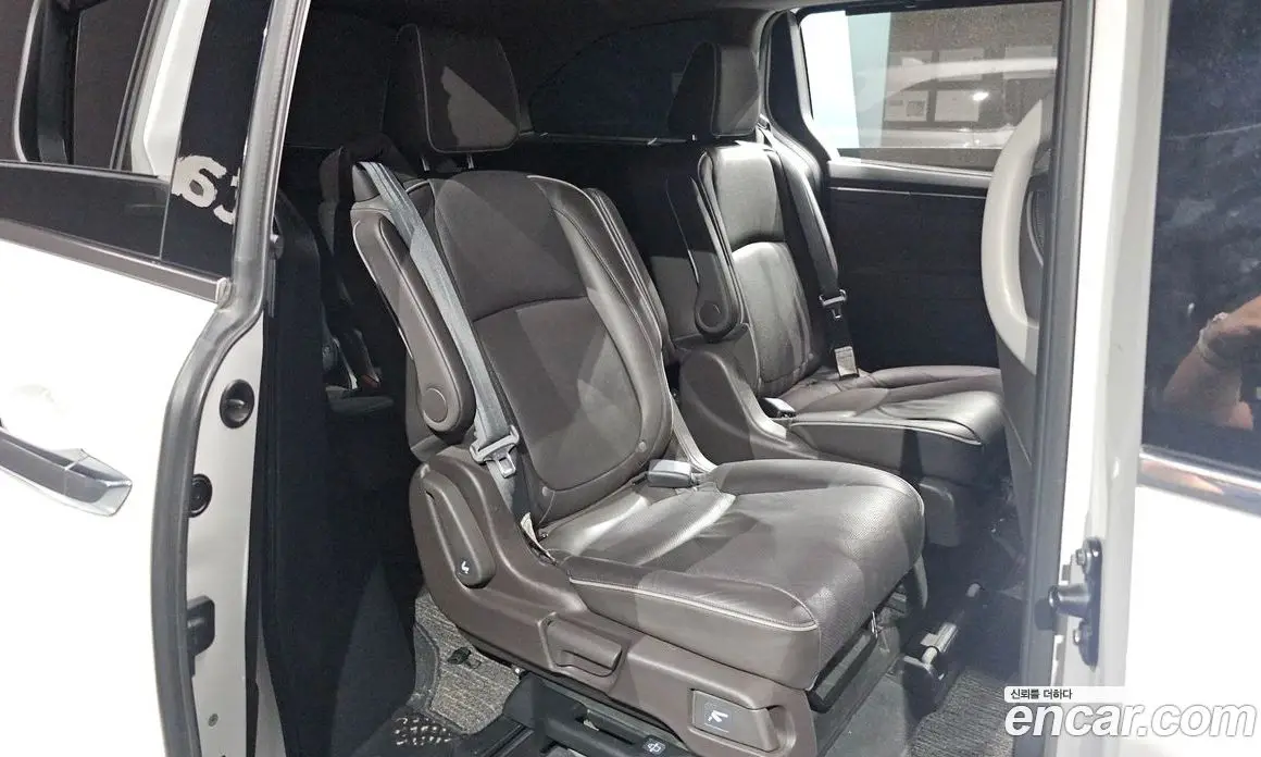Honda Odyssey 2023 3.5 АКПП, фото 17