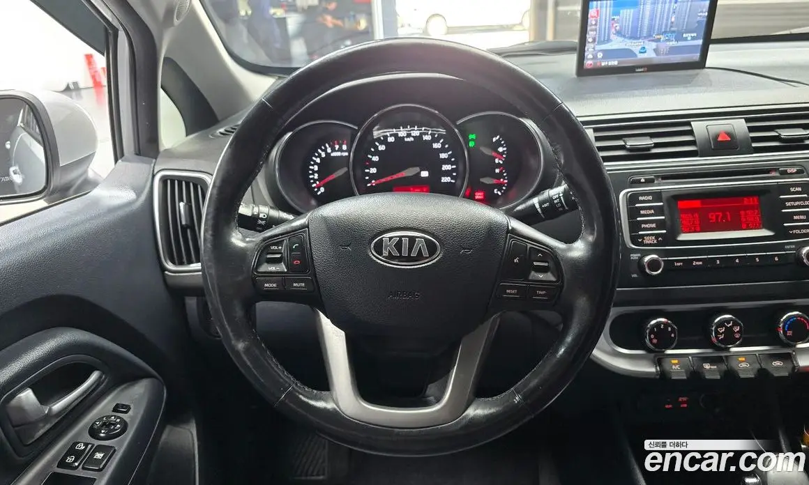 Kia Pride 2015 1.4 АКПП, фото 19 Kia Pride 2015 1.4 АКПП, фото 19