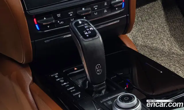 Maserati Quattroporte 2019 3.0 АКПП, миниатюра 12