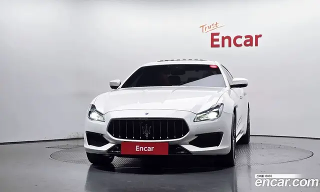 Maserati Quattroporte 2019 3.0 АКПП, миниатюра 3