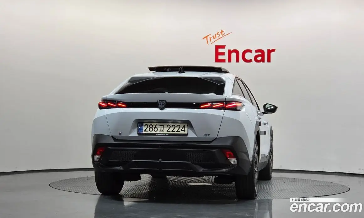 Peugeot 408 2024 1.2 АКПП, фото 4