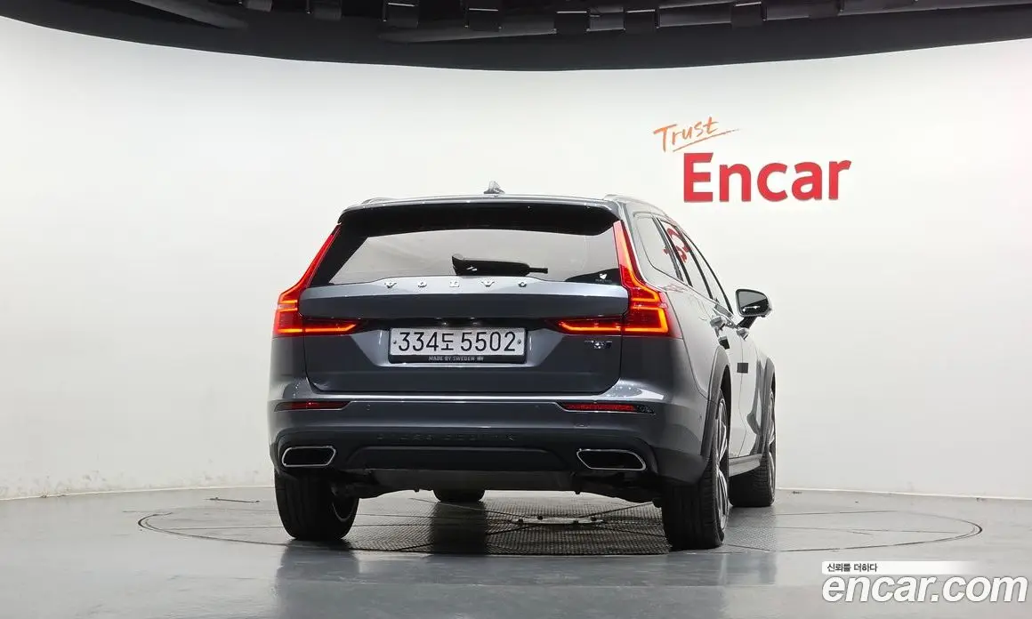 Volvo V60 2019 2.0 АКПП, фото 4