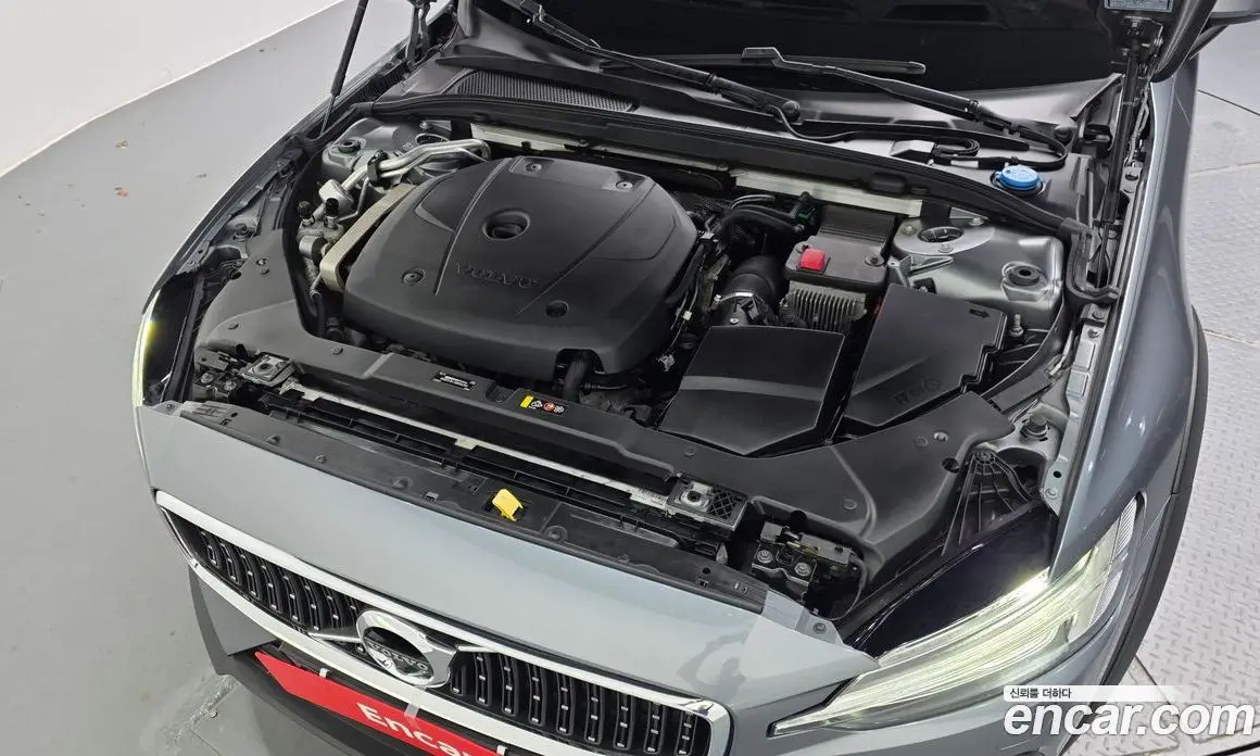 Volvo V60 2019 2.0 АКПП, фото 6