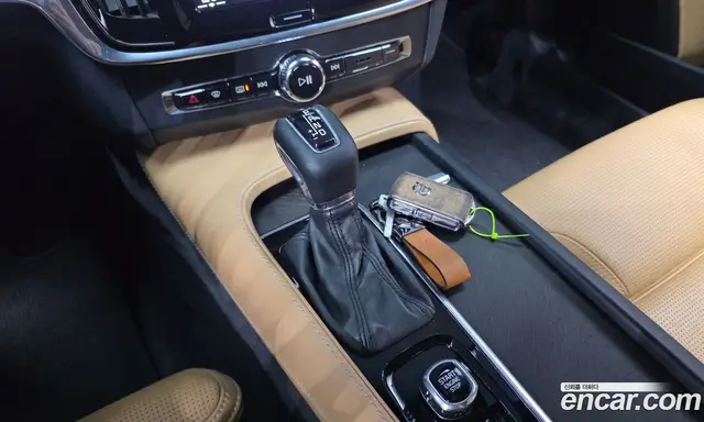 Volvo V90 2019 2.0 АКПП, миниатюра 11 Volvo V90 2019 2.0 АКПП, миниатюра 11