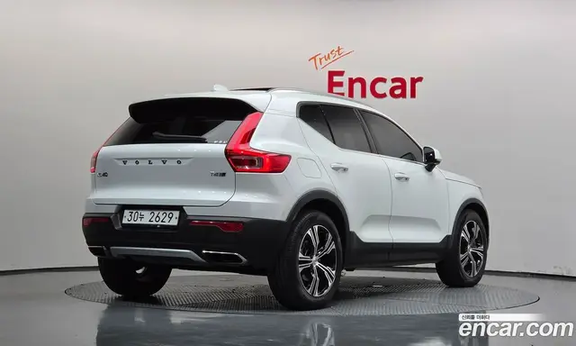 Volvo XC40 2019 2.0 АКПП, миниатюра 2
