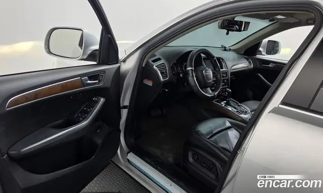 Audi Q5 2011 2.0 АКПП, миниатюра 10