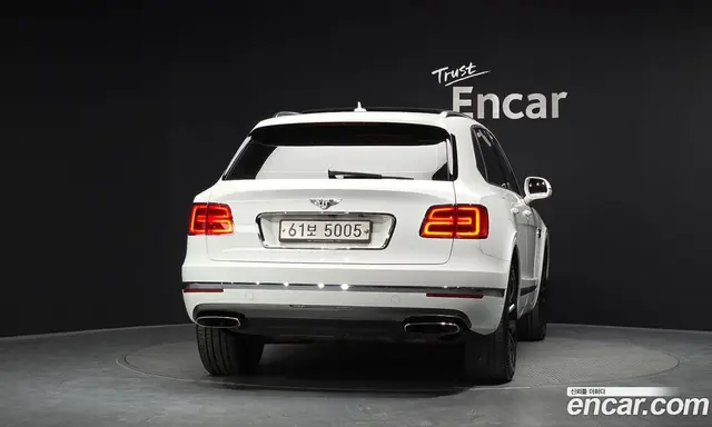 Bentley Bentayga 2017 6.0 АКПП, миниатюра 4
