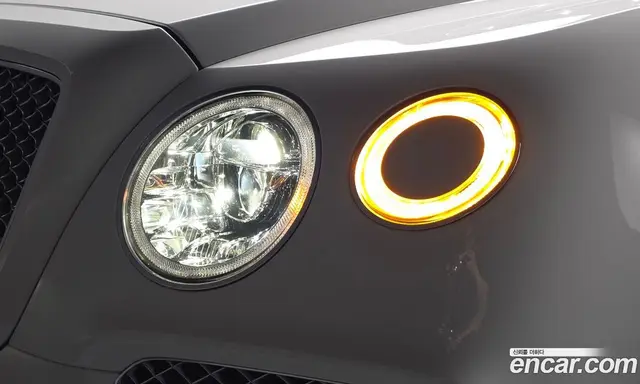Bentley Bentayga 2017 6.0 АКПП, миниатюра 8