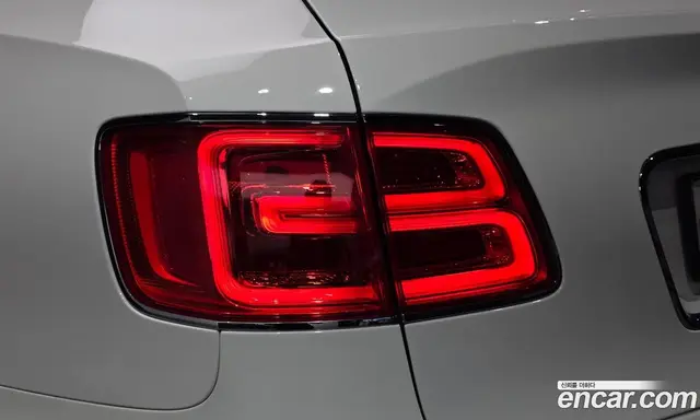 Bentley Bentayga 2017 6.0 АКПП, миниатюра 9