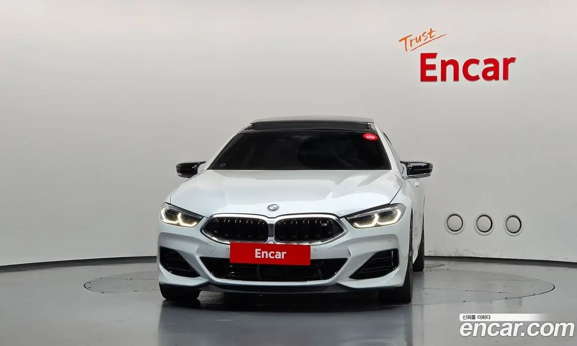 BMW 8 серия 2023 4.4 АКПП, фото 3