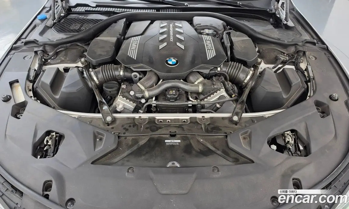 BMW 8 серия 2023 4.4 АКПП, фото 6