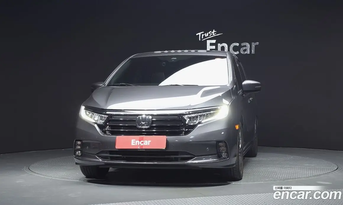 Honda Odyssey 2023 3.5 АКПП, фото 3